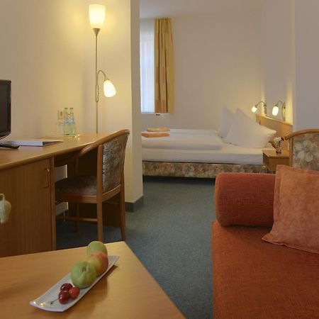 Adler-Hotel Delitzsch Eksteriør bilde